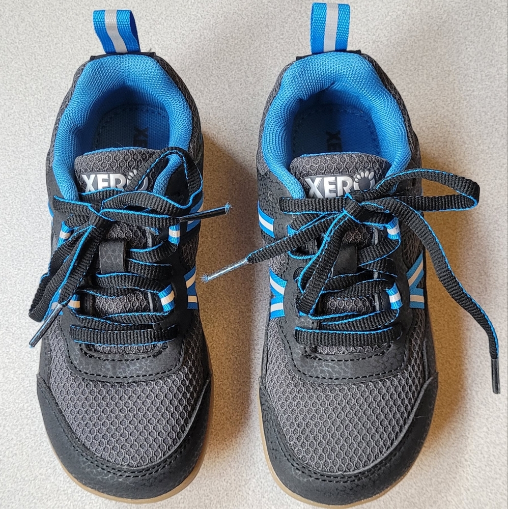 Xero Prio Big Kids Sneakers - Black and Blue